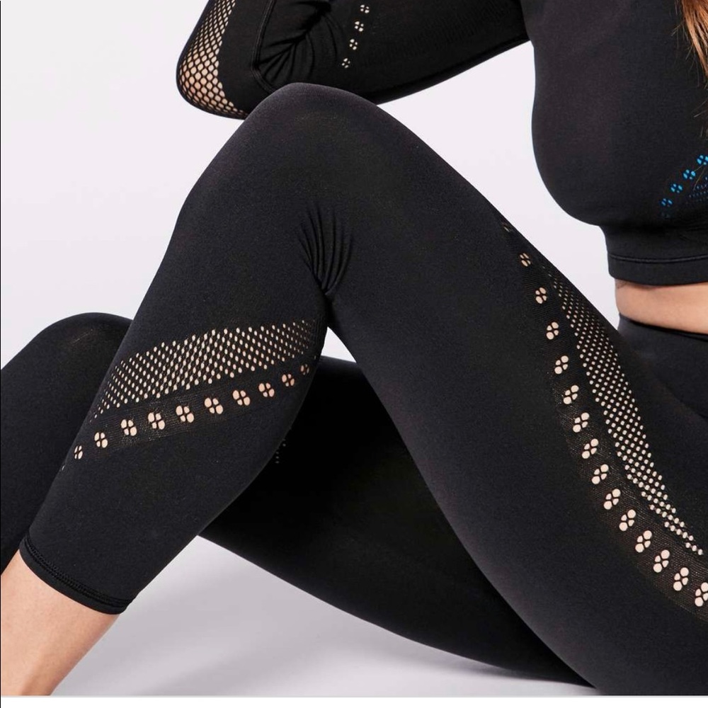 Lululemon reveal leggings